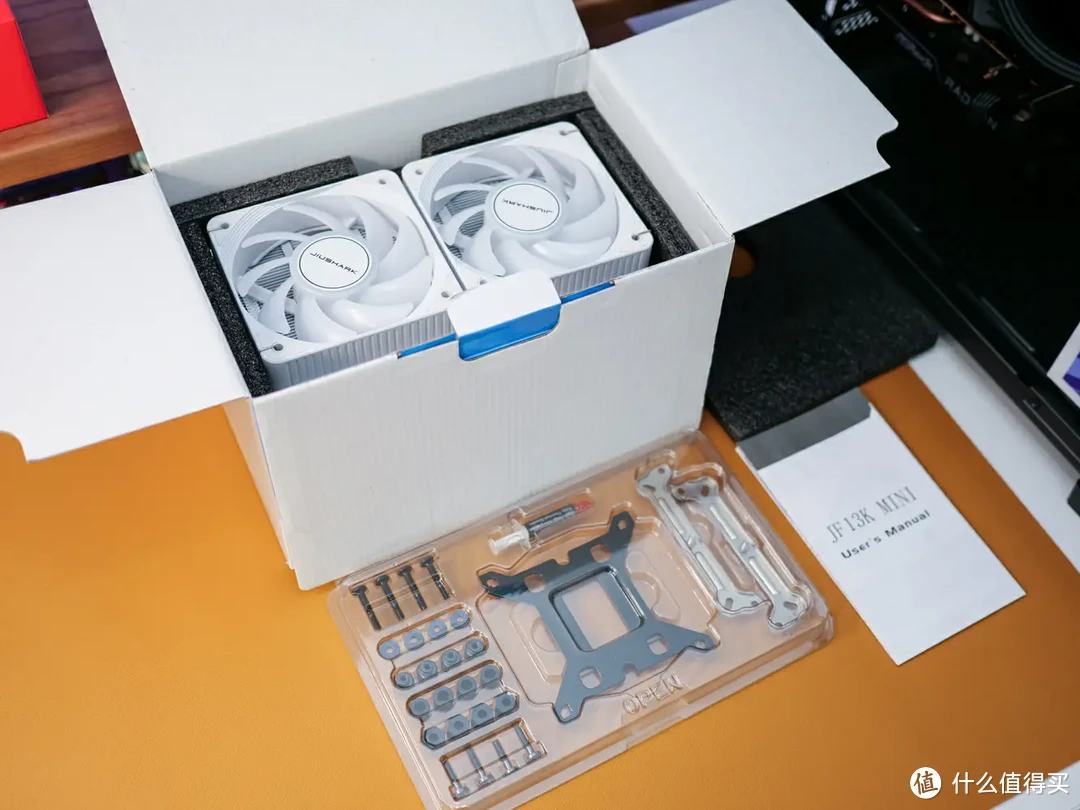 下压式风冷散热还能这么玩?九鲨JF13K mini散热器