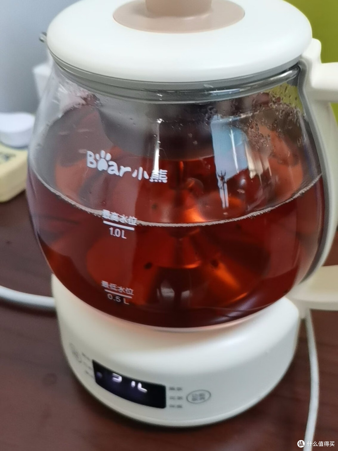喷泉蒸淋技术:小熊ZCQ-A10W5如何释放茶香新体验?