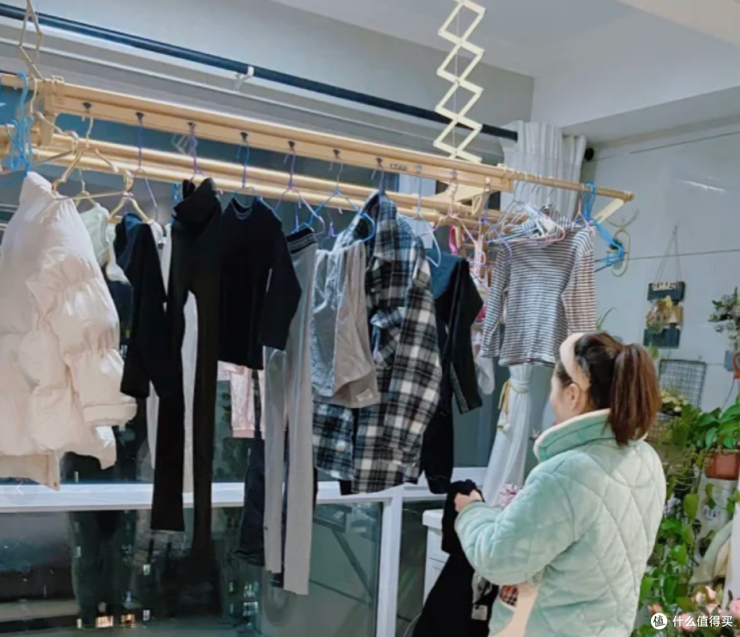 入住新家后，才发现客厅的这5个“翻车设计”，花钱买了大教训