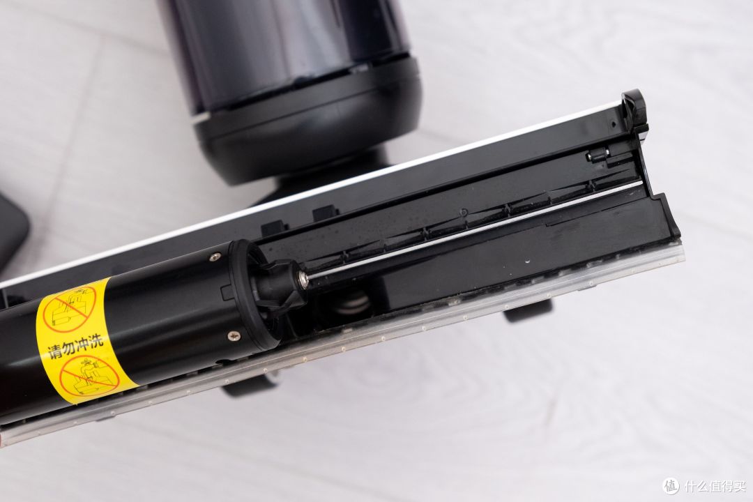 5分钟速干、电池更耐用！深度使用添可芙万Wiper 洗地机，分析性能有无夸大？能否闭眼入？