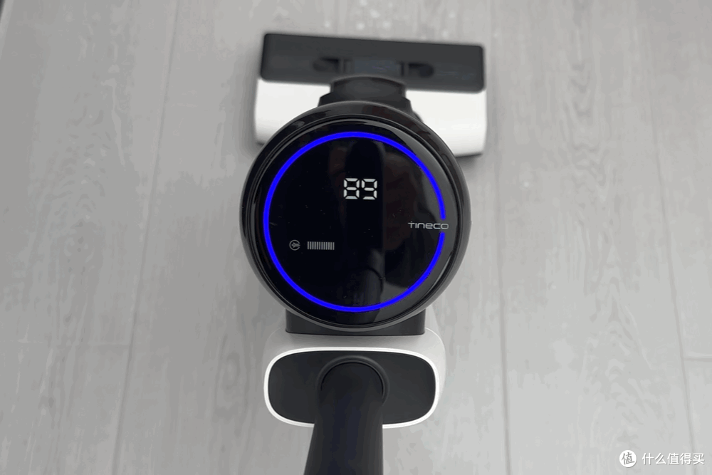 5分钟速干、电池更耐用！深度使用添可芙万Wiper 洗地机，分析性能有无夸大？能否闭眼入？