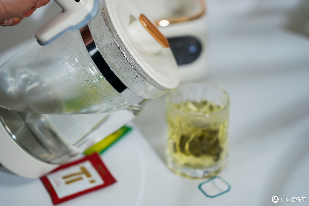 呵护全家饮水安全，72小时智能恒温—宫菱MIR烧水壶
