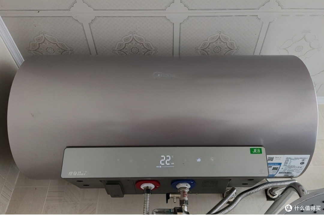 电热水器选择60还是80升？60升较佳，推荐美的JE8和6032、海尔JE7