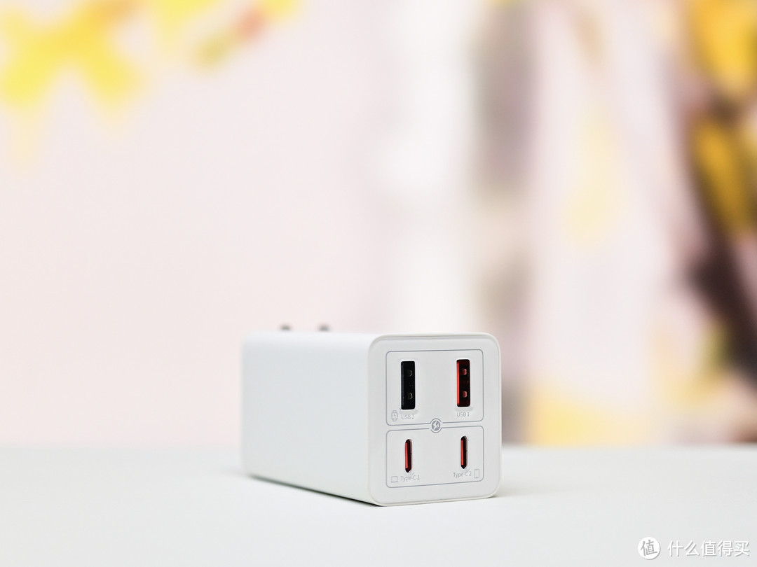 四口同时充,出门一个充电器就够啦,倍思氮化镓充电器100W 六代套装
