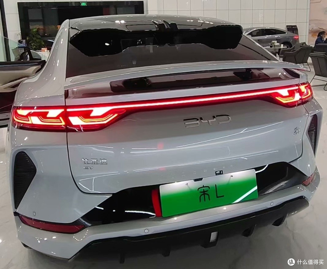 宋L惊爆价18.98万,比亚迪你让友商还怎么玩?