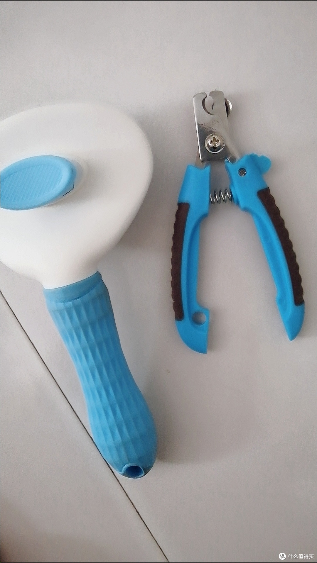 狗狗专用梳毛器:轻松打理的必备神器
