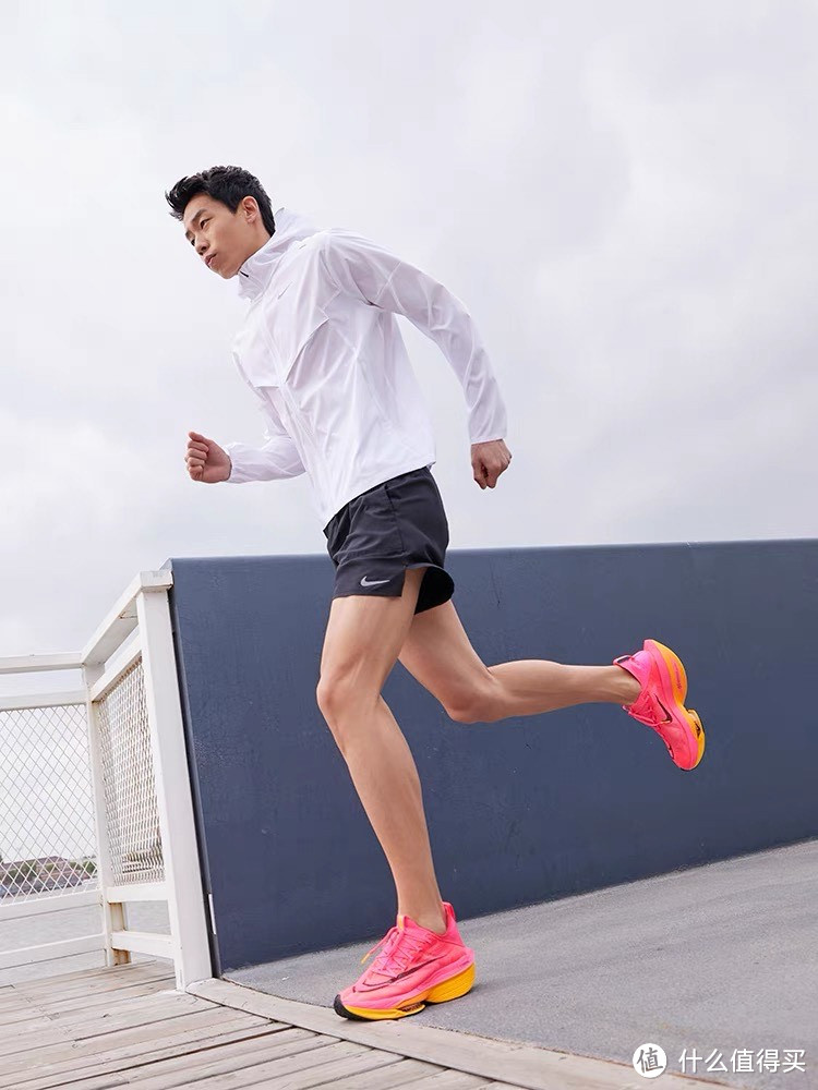 NIKE ALPHAFLY 2 男子公路竞速跑步鞋：助你刷新个人纪录