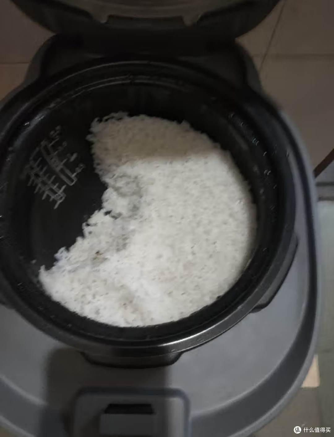 轻松烹饪,美味尽享!苏泊尔电压力锅,让你的生活更便捷!