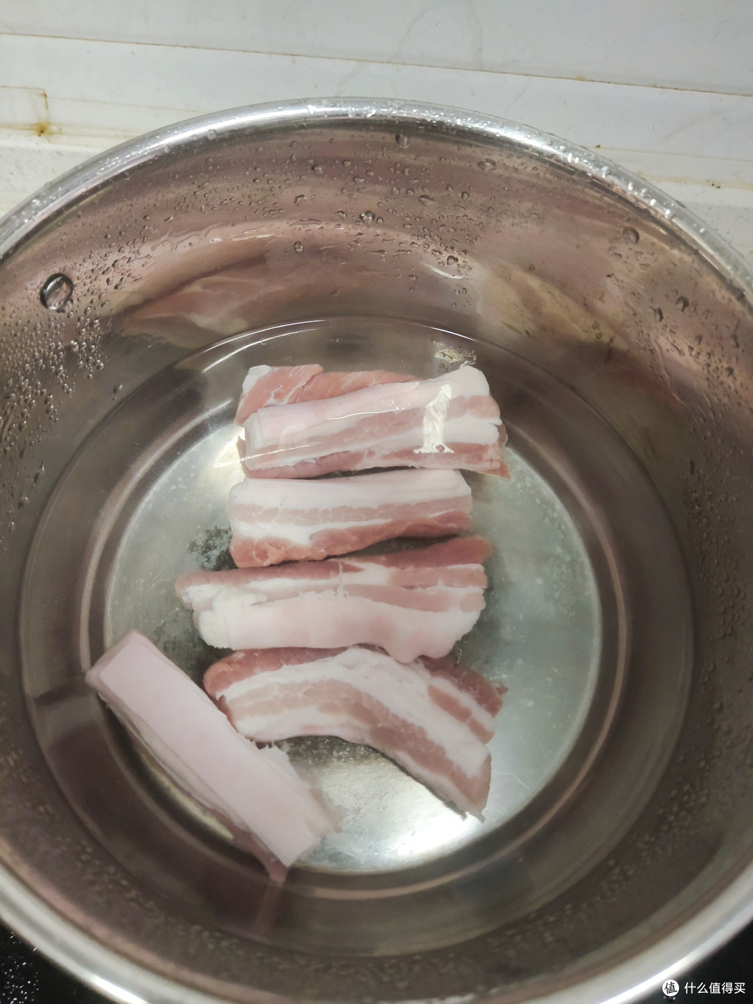 你能猜到这是做的什么黑暗料理么