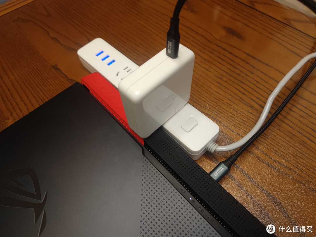 喜忧参半：19块8高速20Gb8K投屏USB3.2双Type-C口3米数据线上手测