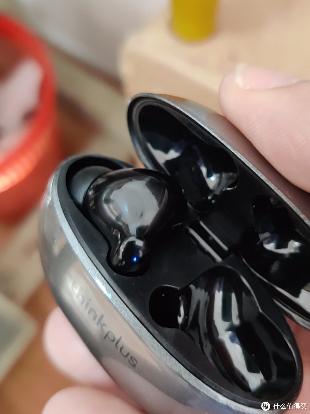 长时间使用的理想选择:联想XT88续航与降噪