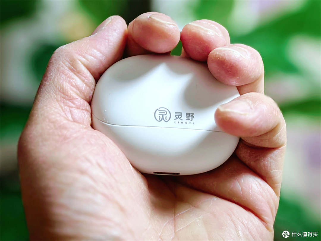 不服不行,百元新品灵野T2耳机的低频表现很上头