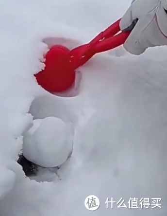 下雪了，大宝贝玩雪一定要用这 个夹子！