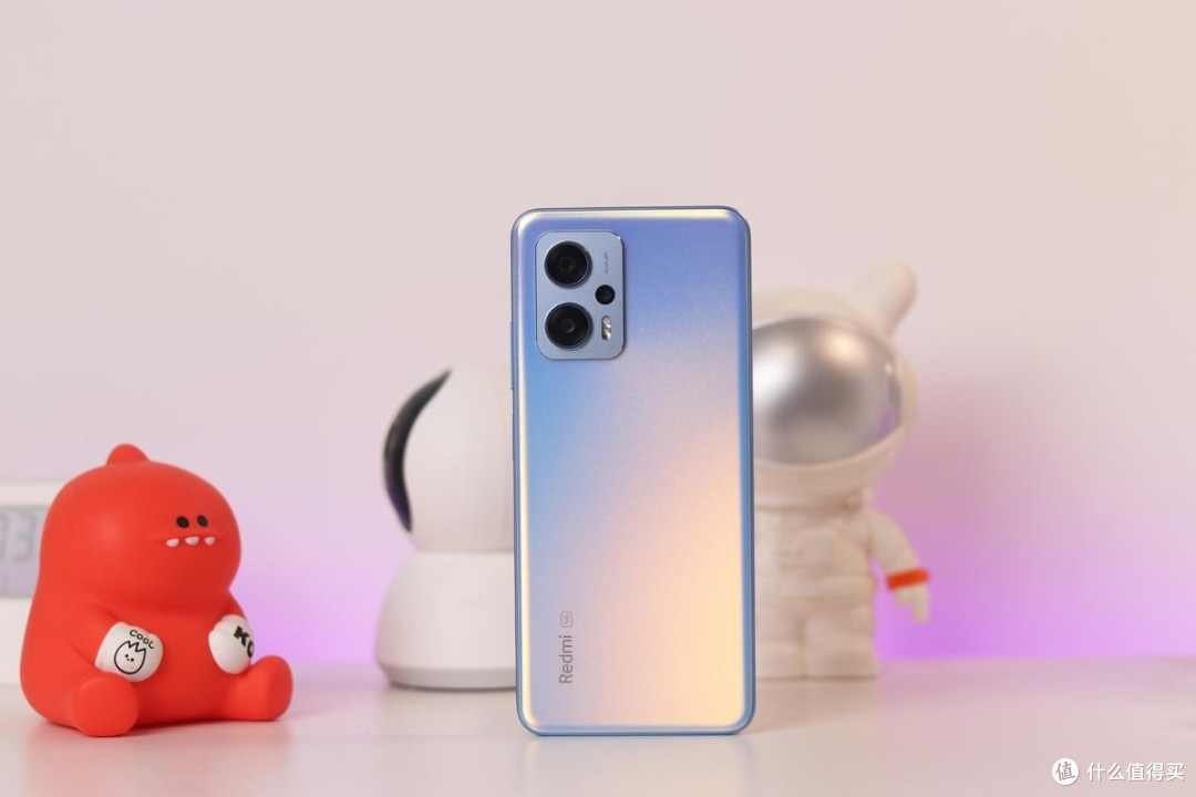 90W跑分+5080毫安，12GB+256GB仅1399元，性能出色的千元旗舰