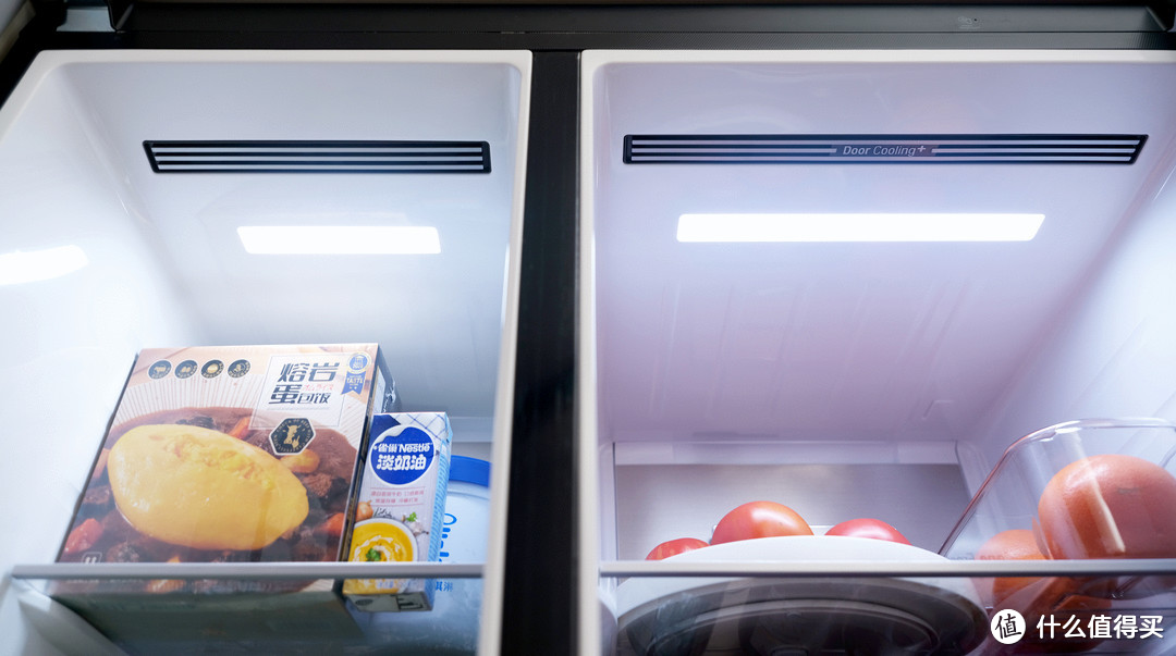 冰箱藏着什么秘密？敲一敲就揭晓！颠覆传统冰箱外观，自带制冰机的635L大容量LG敲一敲冰箱测评