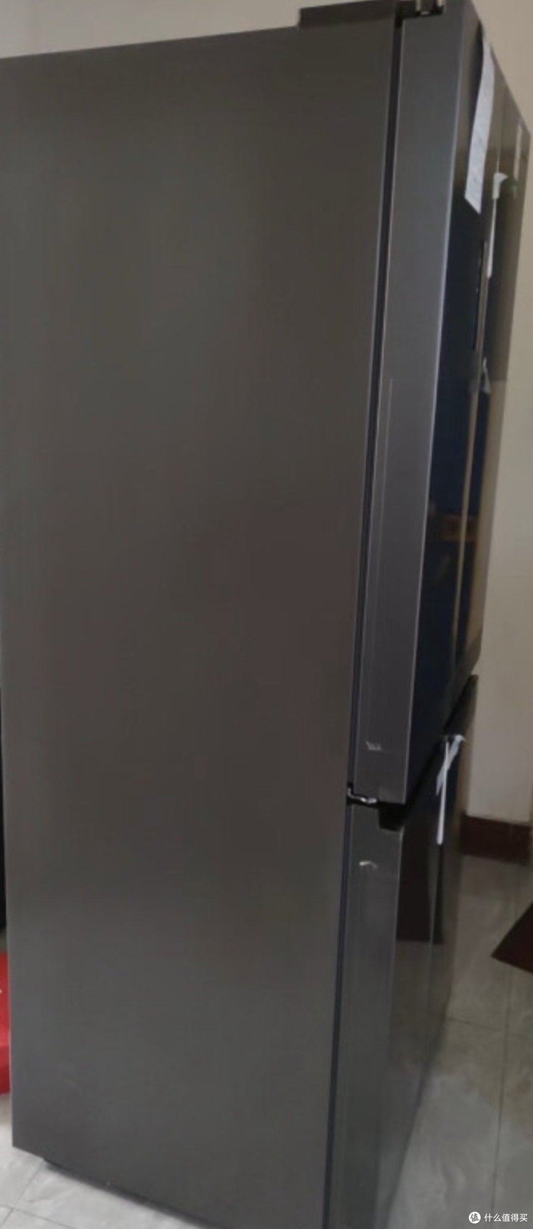 冰箱里面的道道挺多的