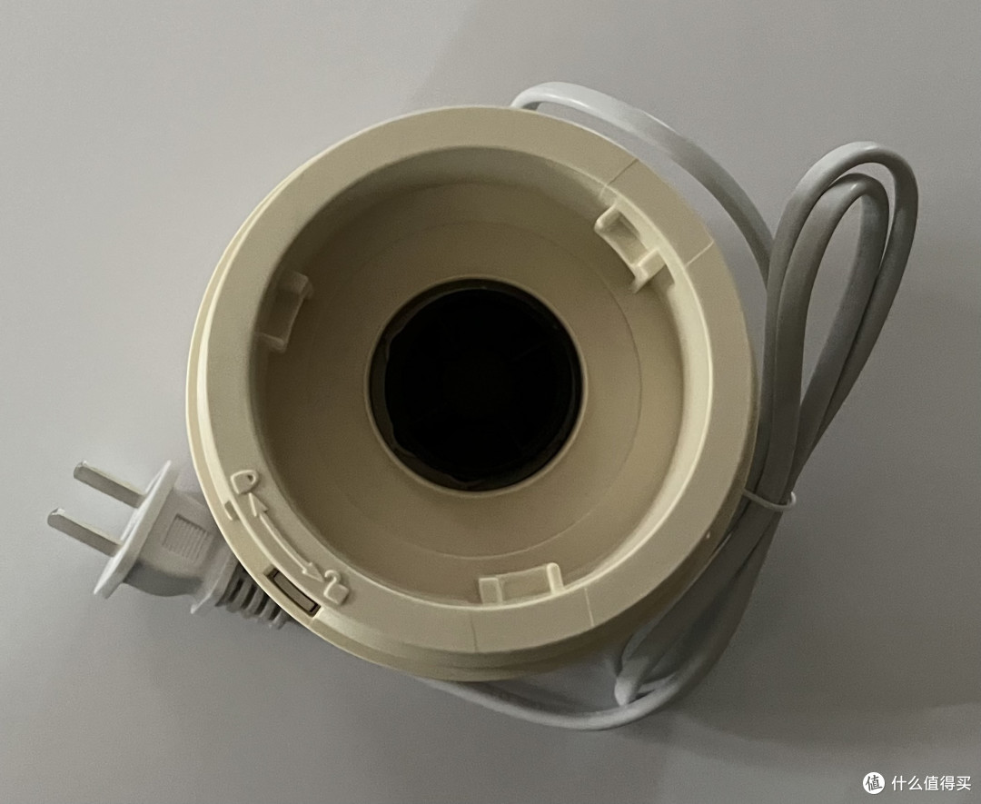 这款小型多功能料理机很不错