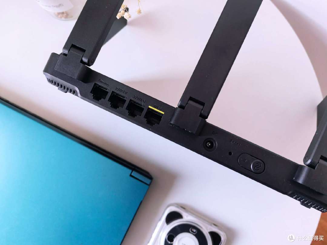 全屋wifi覆盖,游戏势不可挡,锐捷黑豹电竞路由器