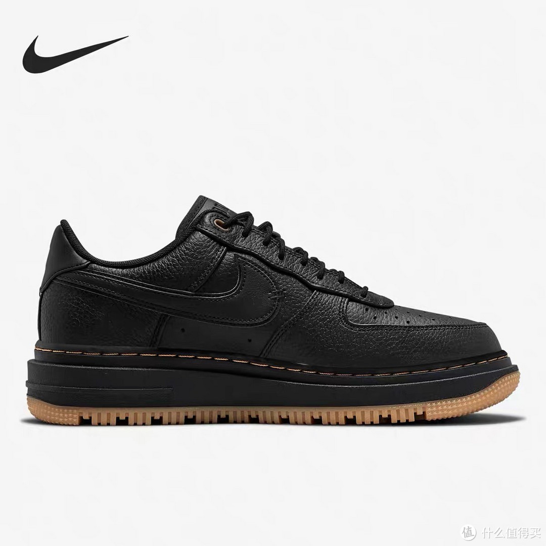 NIKE AIR FORCE 1 LUXE 男子空军一号运动鞋：篮球经典的新生