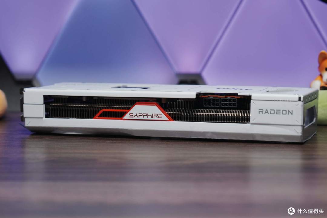 纯白海景房主题,Z790-A吹雪S装机评测