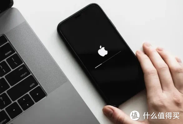 iOS 17.2.1正式版发布：为iPhone续航带来新生？