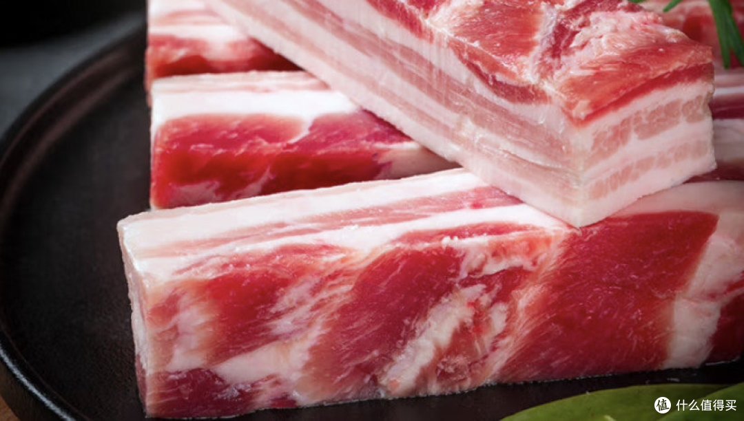 记忆里过年传统美食:水饺、猪肉、炸货、汤圆、鲤鱼