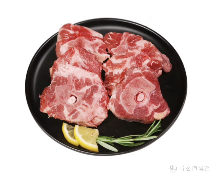 年夜饭羊肉大餐：美味制作与独特风味