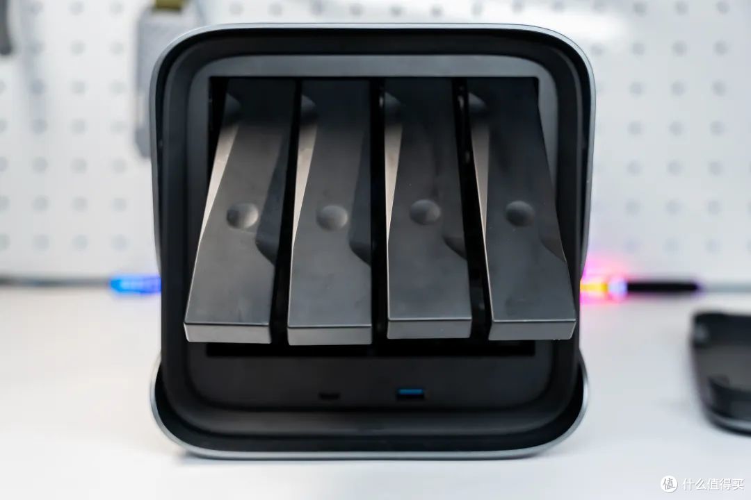 小白不要轻易买NAS,除非是极空间Z4pro! 简单易用才能不吃灰