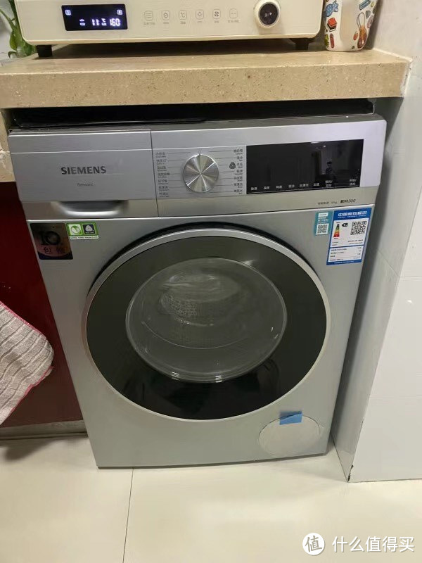 ￼￼西门子（SIEMENS）iQ300 10公斤滚筒洗衣机全自动 智能除渍 强效除螨 羊毛洗 高温洁筒洗 XQG10￼￼