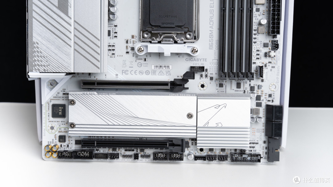 将7800X3D性能最大化—技嘉B650M冰雕+宏碁掠夺者凌霜DDR5实测