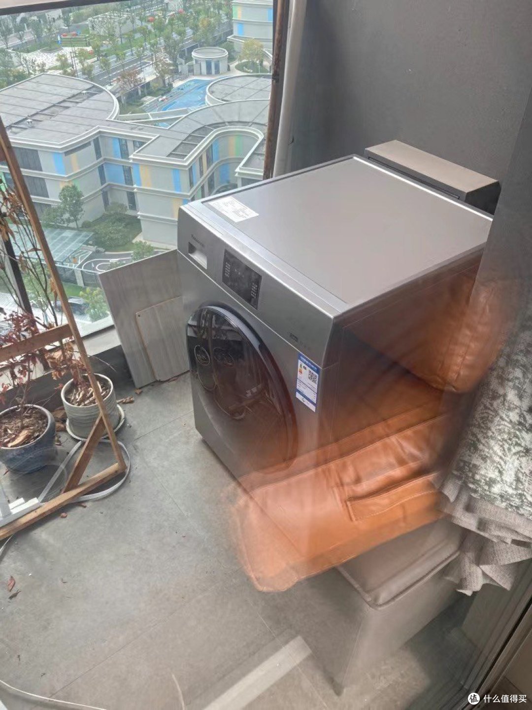 松下(Panasonic)全自动滚筒洗衣机 洗烘一体 10kg超薄 泡沫净祛污渍 无水空气洗 95℃高温除菌