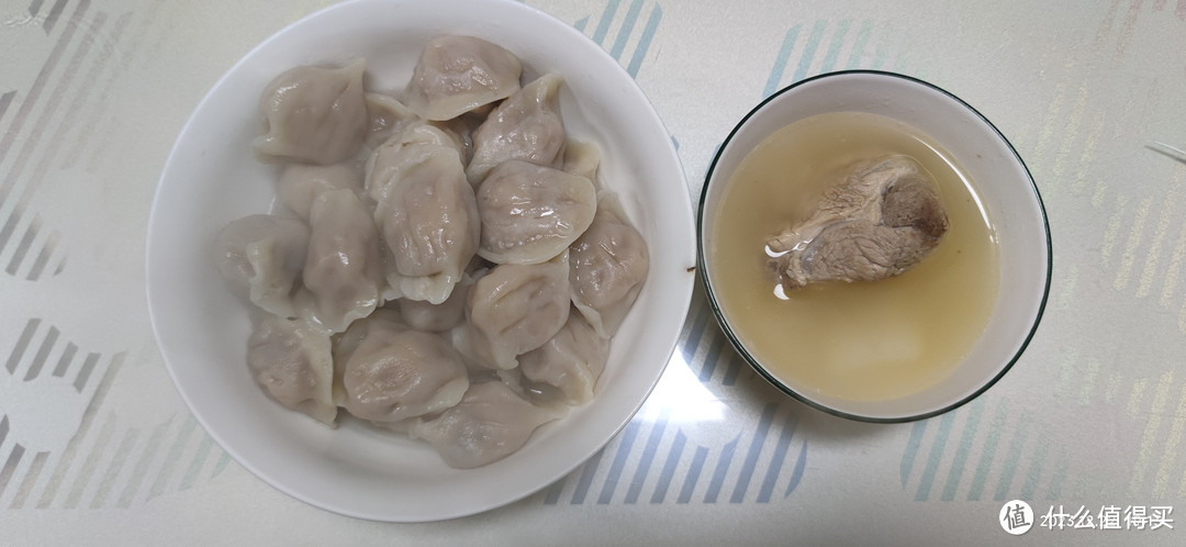 冬至大如年，冬至你们那里吃饺子吗？