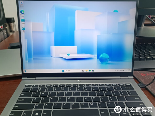 i5-13500H 16G 1T 120Hz 2.8K机械革命无界14Pro办公、游戏真顶