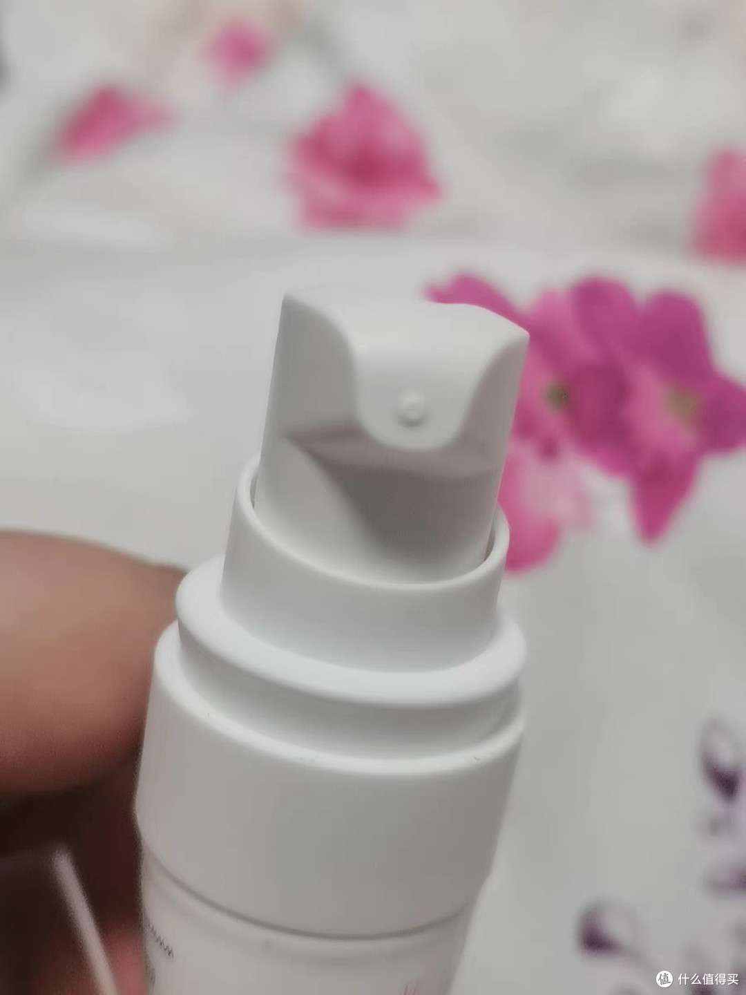  敏感肌的守护神来啦！雅漾专研修护霜，让你的肌肤重拾自然光彩！