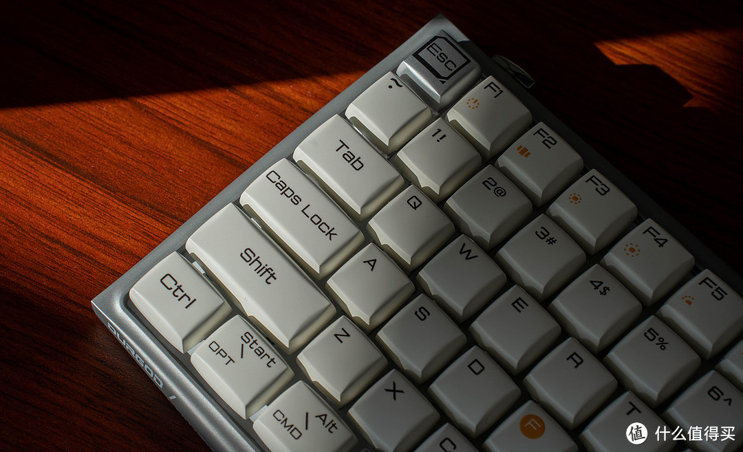 高颜值机械键盘，杜伽Hi Keys值得拥有
