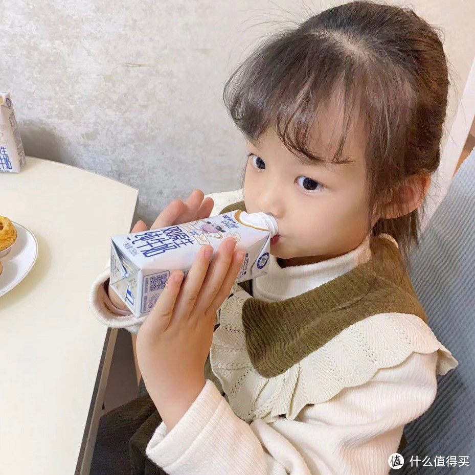 想为孩子选择一款健康又美味的牛奶？那么蒙牛未来星双原生纯牛奶绝对是你的不二之选！