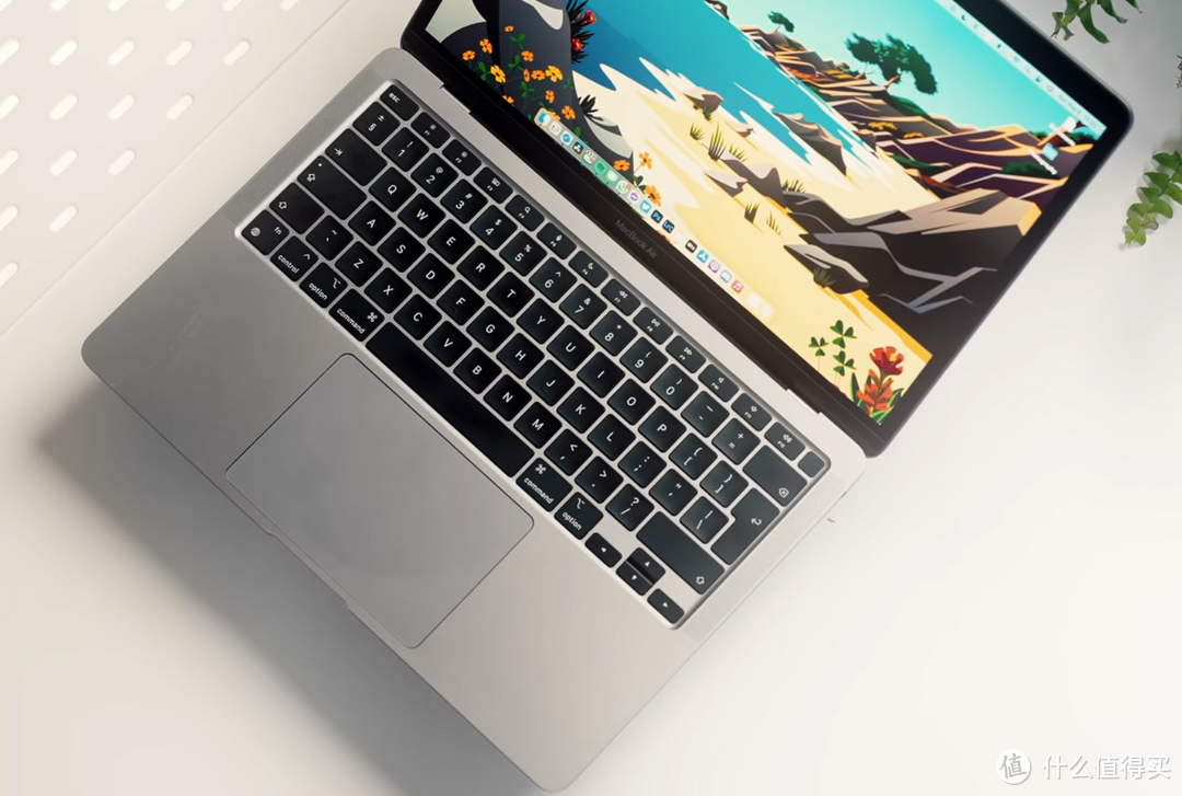 苹果“不讲武德”，MacBookAir跌到4899元，给Windows重力一击