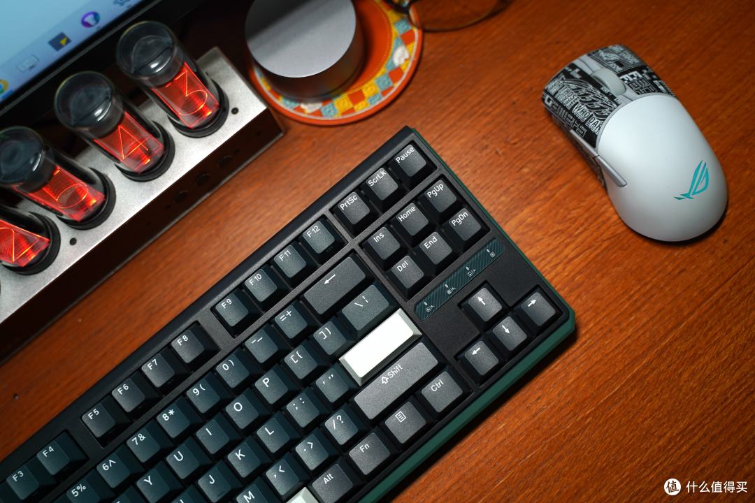 续航超级惊喜配置还兼顾游戏，杜伽K620W机械键盘入手体验