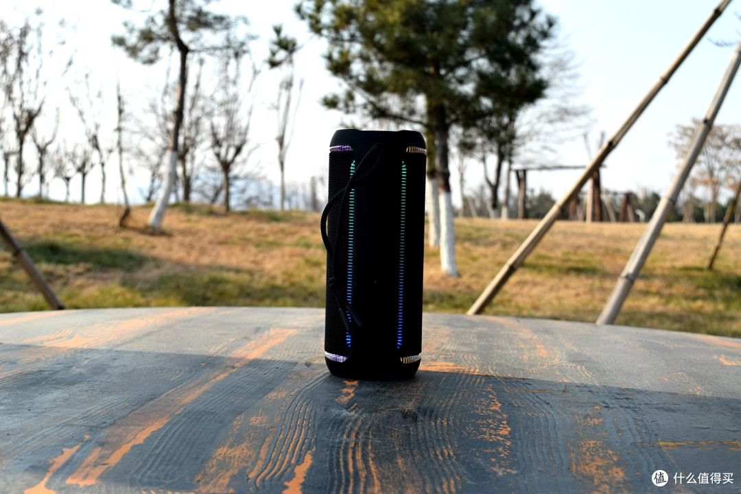 增强版赛道扬声器，全密封腔体设计：雷登X30蓝牙音箱评测！