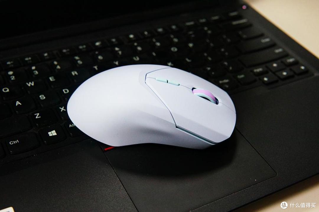 轻量化,超灵敏,大中小手都能用上:雷柏VT9 Pro & VT9 Pro mini双模无线游戏鼠标体验