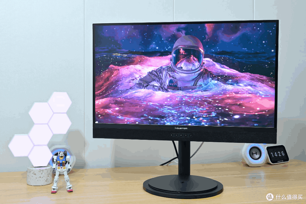 4K 160Hz，100%色域覆盖，自带智慧屏，元创师E27闺蜜机