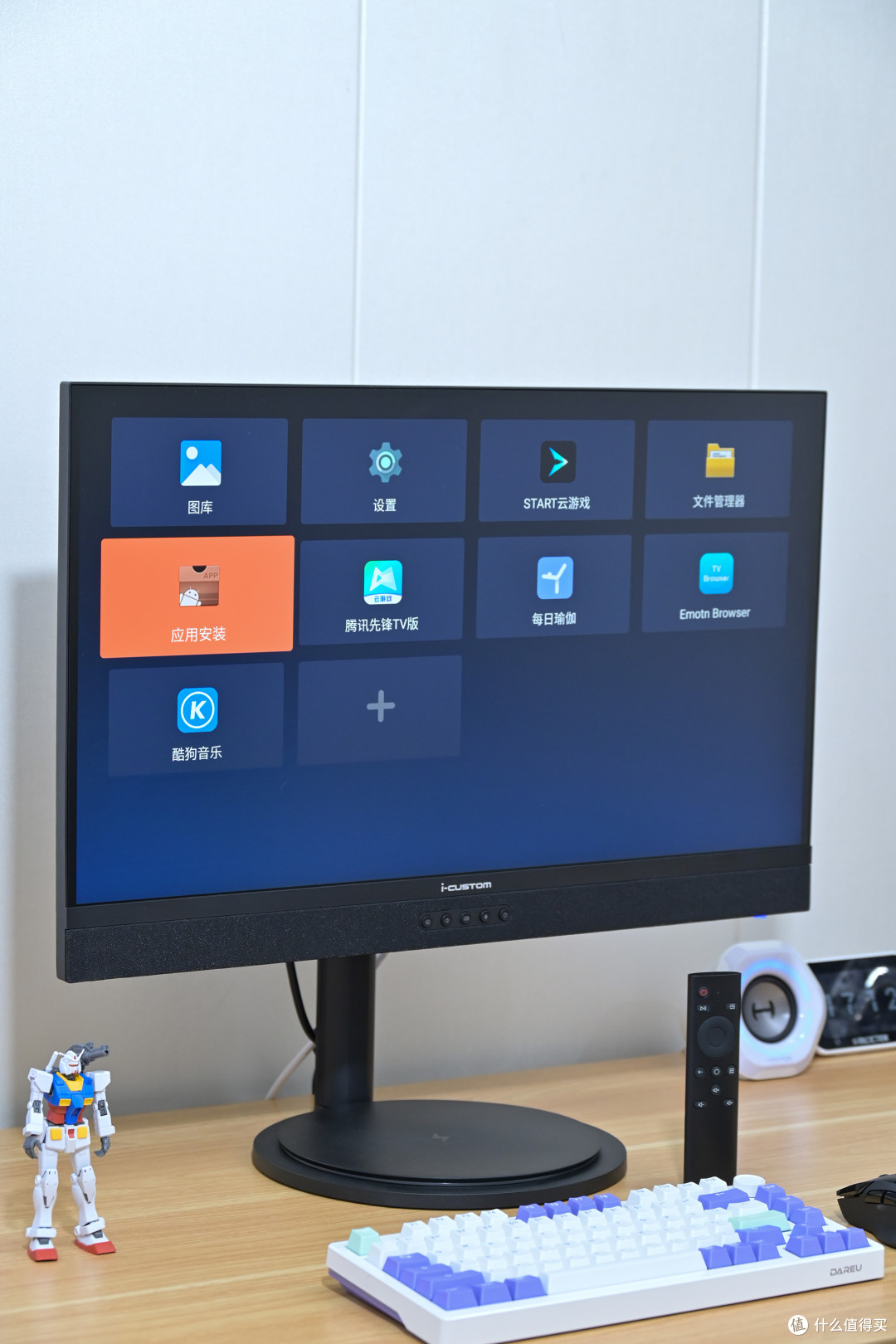 4K 160Hz，100%色域覆盖，自带智慧屏，元创师E27闺蜜机