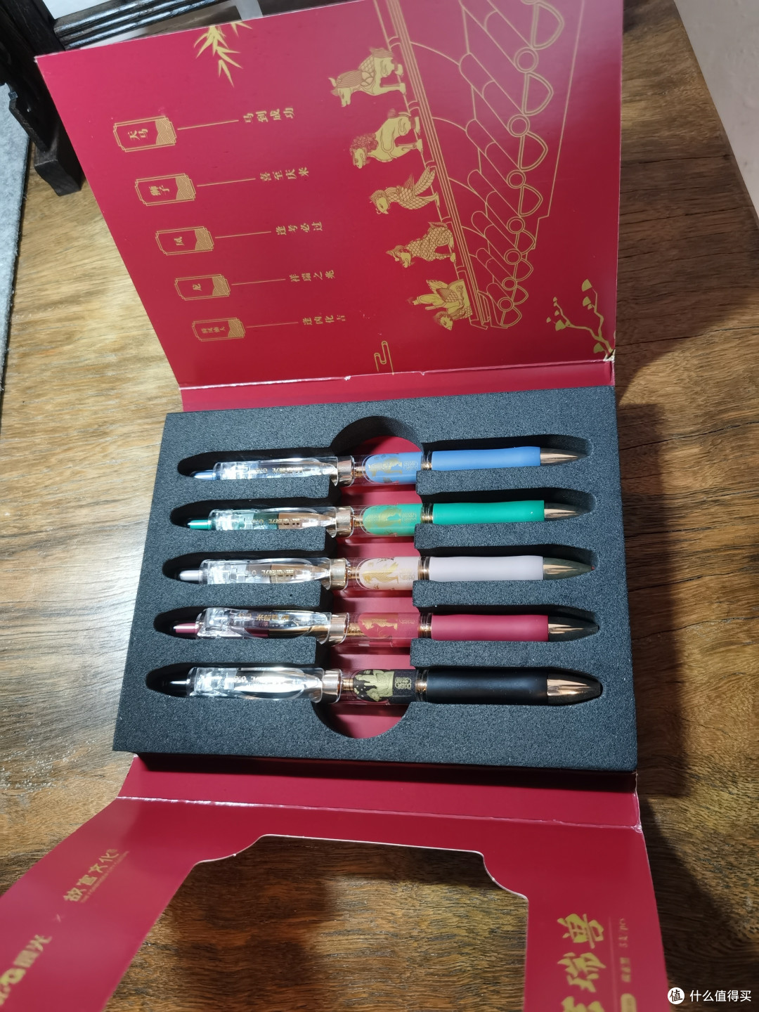 给孩子选礼物?试试这款古风满满的笔吧!