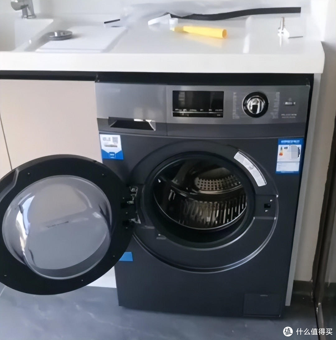 小天鹅和海尔洗衣机哪个好？推荐海尔省时省水省电的精华洗59系列