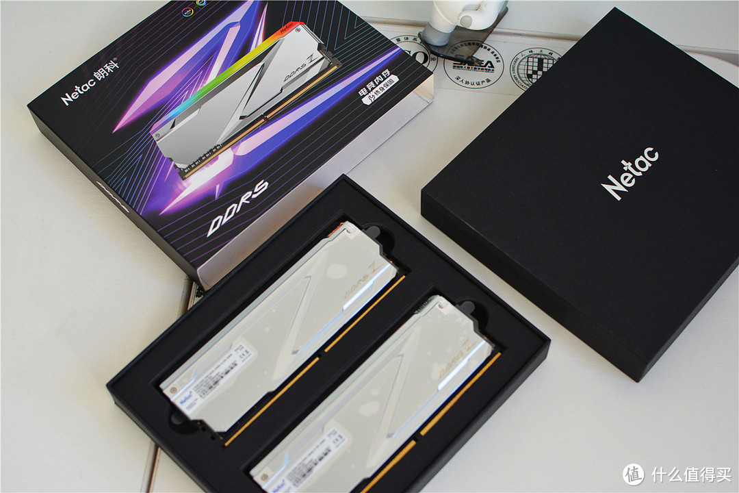 性能优越,朗科Z系列DDR5-7200内存体验:游戏更流畅