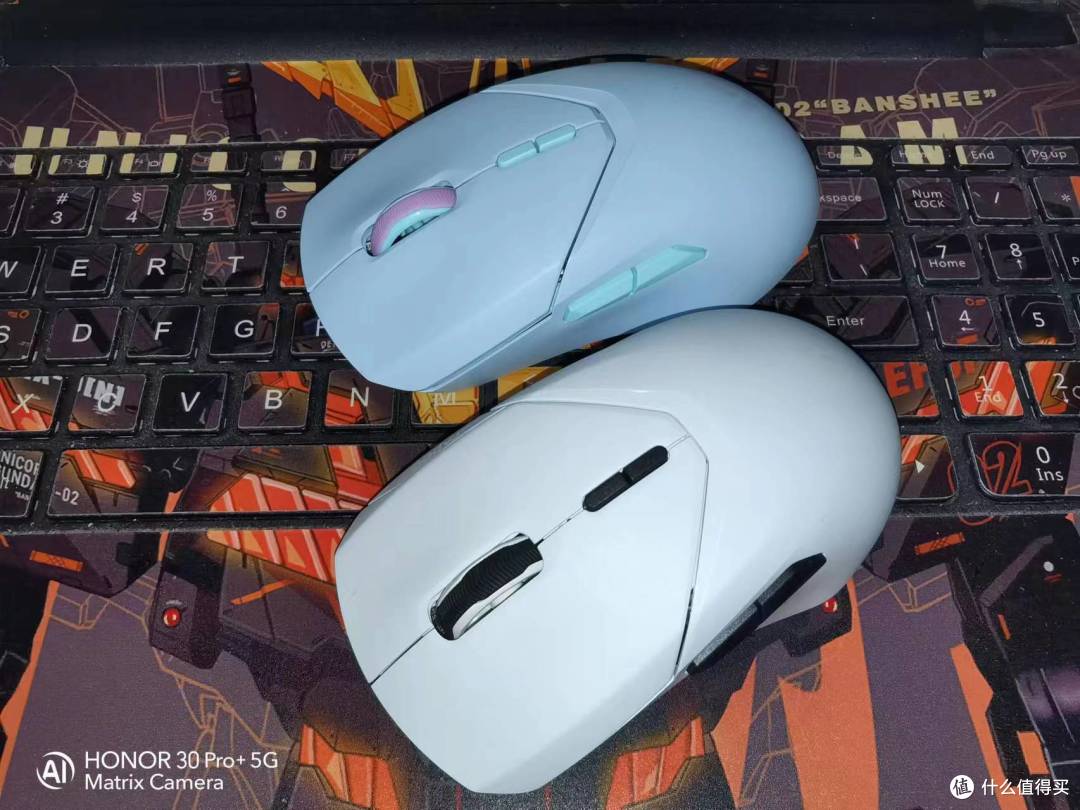 雷柏VT9Pro和VT9Pro mini 适合中大小手 轻量化 性价比和4K的完美体验