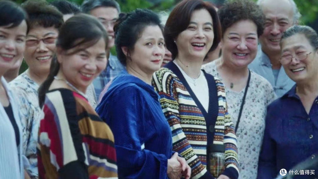 笑到肚子疼的微短剧《大妈的世界》,不要因为名字低估了它!