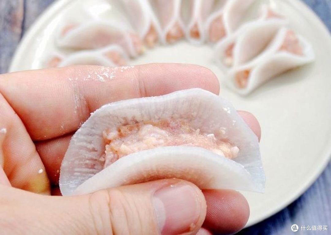 水晶饺子皮怎么和面?好方法,好吃好看!