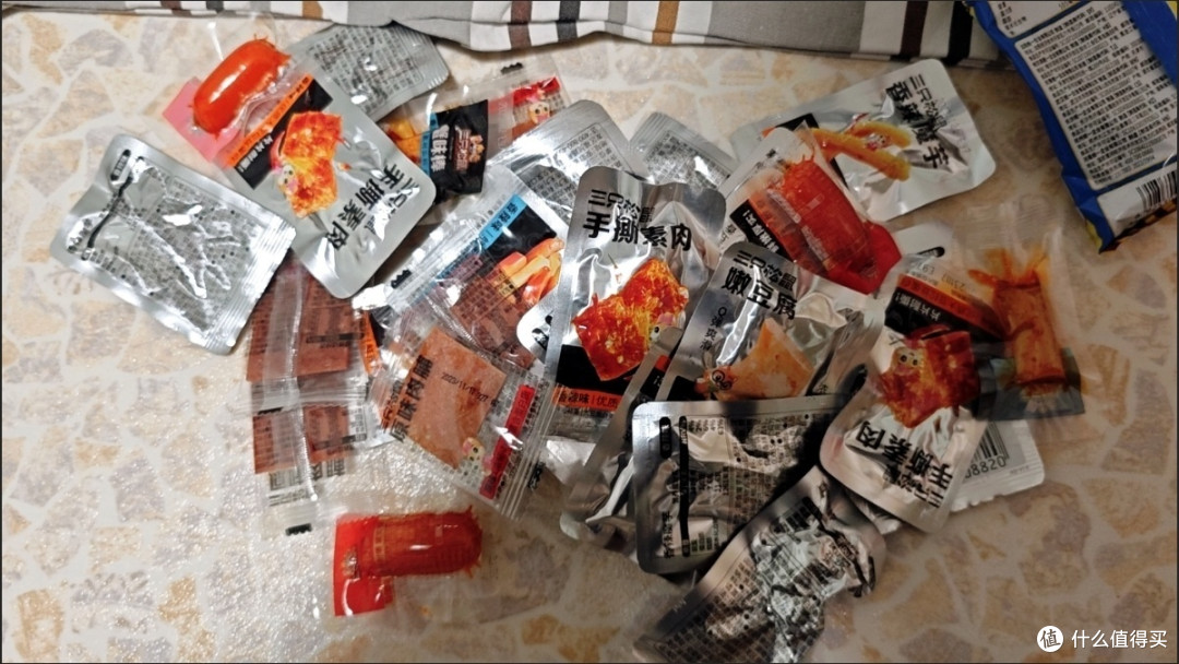 年货采购当然少不了三只松鼠