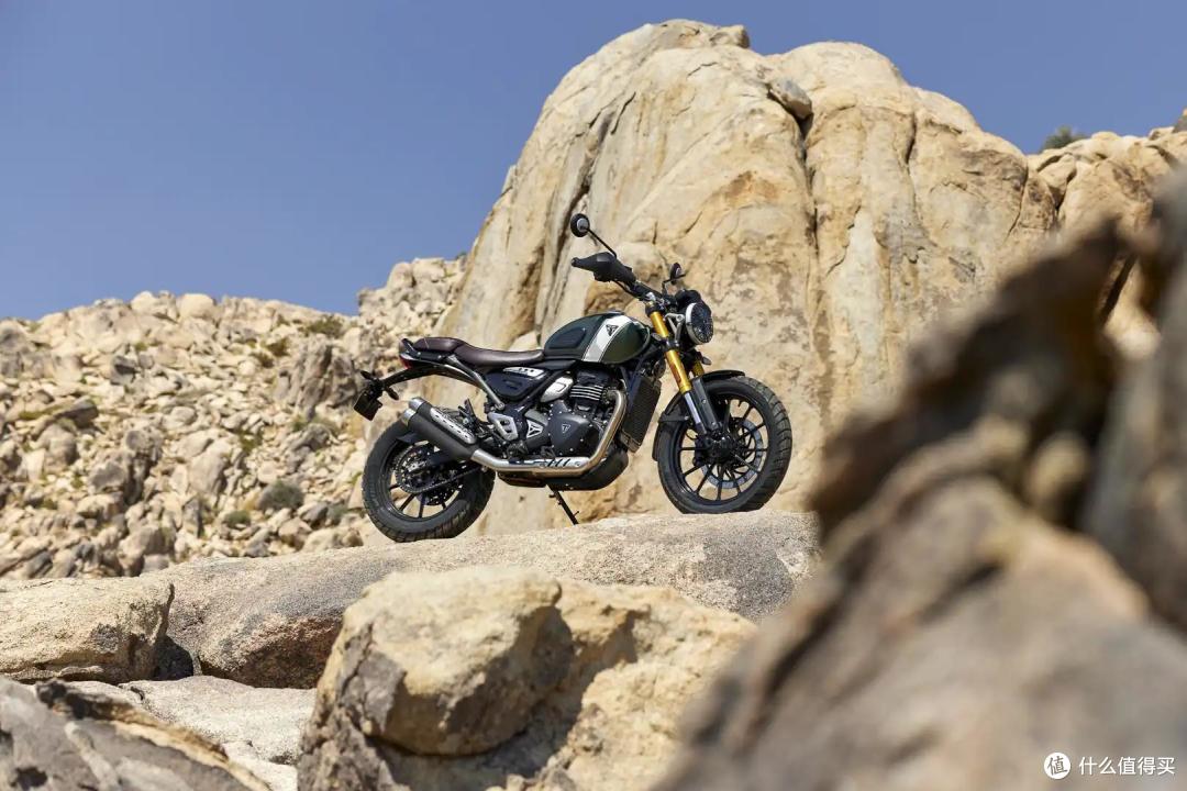 2024 Triumph Scrambler 400 X